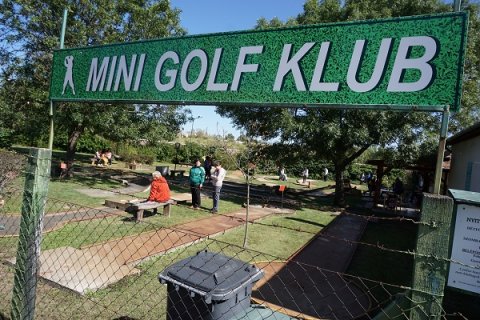 2019. szeptember 18-án Minigolf szabadidős program Szolnokon. 